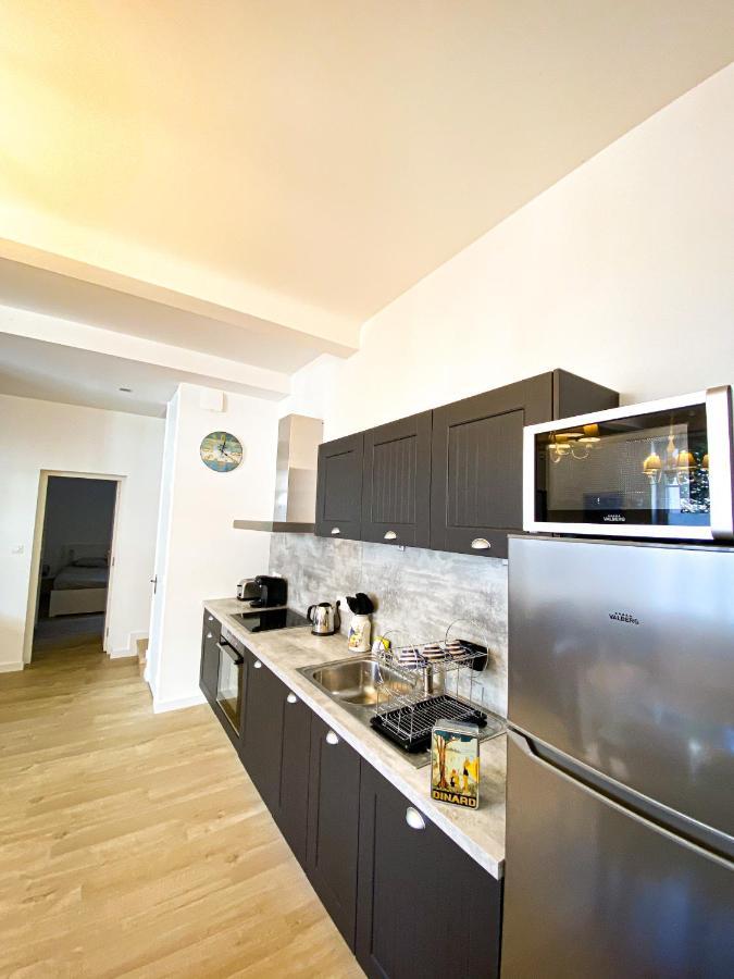 Apt Bord De Mer, Hypercentre Dinard, Parking Prive Buitenkant foto